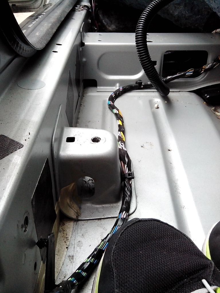 Rear speakers not working Audio & Electronics Ford Owners Club