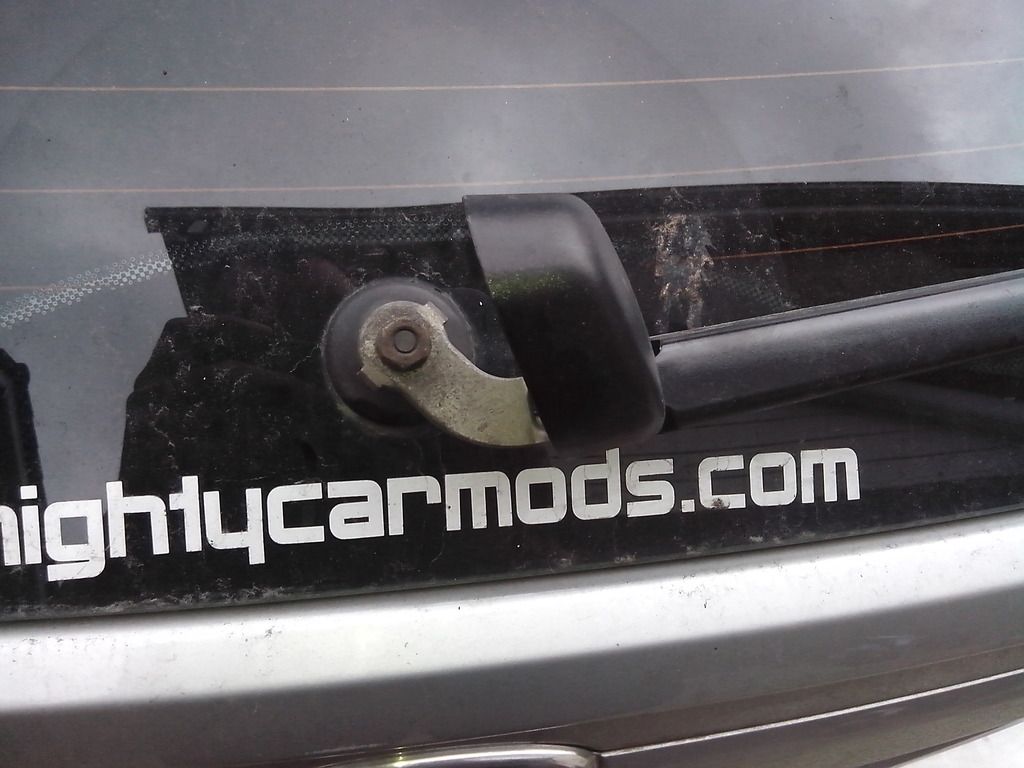 Guide Dewiper Ford Focus Mk2 & Mk2.5 Rear Wiper Removal General Chat Ford Owners Club