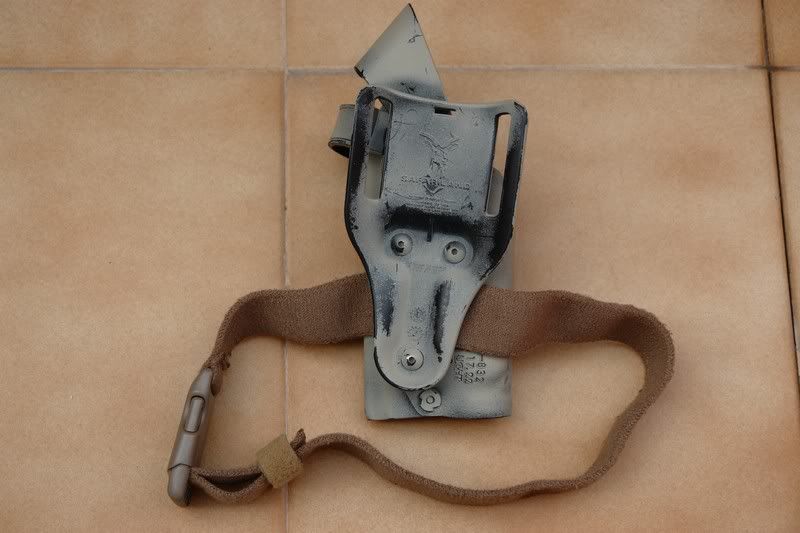 Glock17-SafarilandCustom-2.jpg