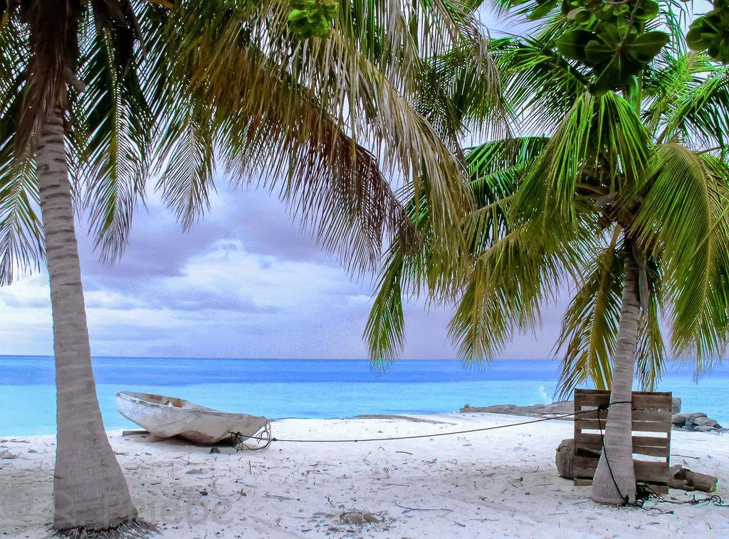 IMAGE: http://i575.photobucket.com/albums/ss196/priebra/Long%20Island/FordsBeach_zps1b486adf.jpg