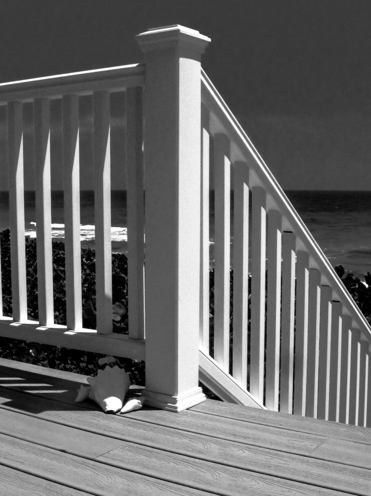 IMAGE: http://i575.photobucket.com/albums/ss196/priebra/POTN%20Links/Railing_zps646c1595.jpg