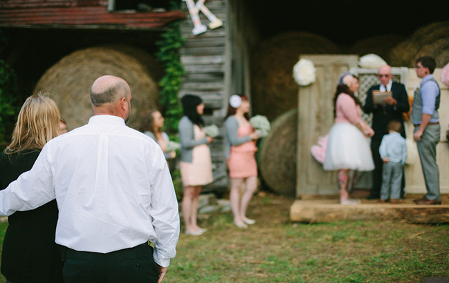 kaelah bee rustic southern DIY barn wedding - kaelahbee.com