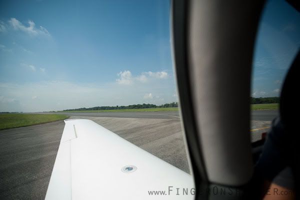 http://i575.photobucket.com/albums/ss200/shutterfingers/MISC/Cirrus%20Flight/4812a811.jpg?t=1287044941