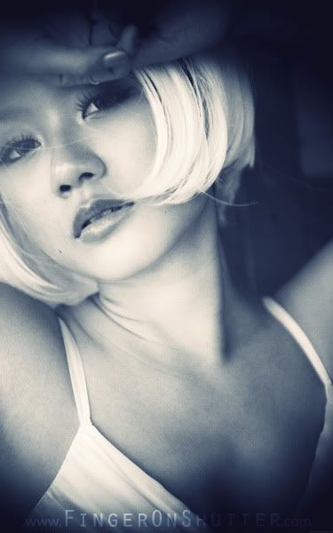 http://i575.photobucket.com/albums/ss200/shutterfingers/Model%20Photoshoot/Nicole%20Mok/Model%20Photos/416a7e82.jpg?t=1274872914