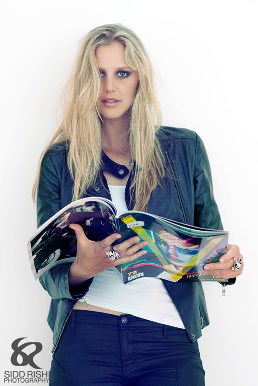 IMAGE: http://i575.photobucket.com/albums/ss200/sidd-rishi/IMG_4356crop8001_resize.jpg